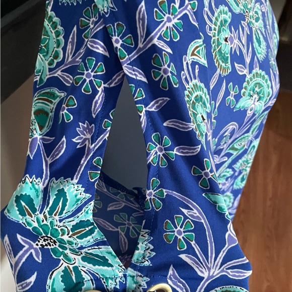 Blue and Green Relaxed Tie Front Blouse with 3/4 Sleeves - Picture 3 of 8